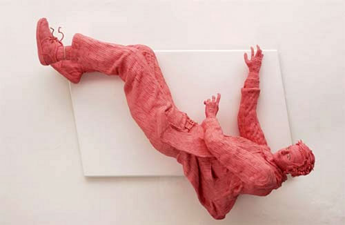 Итальянский художник Maurizio Savini использует жевательную резинку в качестве материала для своих произведений и эти скульптуры давольно таки творчески сделаны. (11 фото)