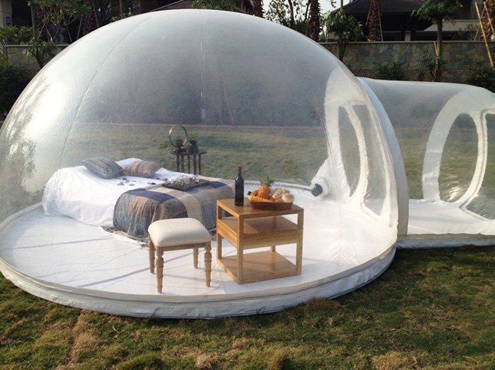 Прозрачная надувная палатка для любителей отдыха под звёздами