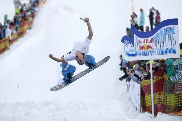 Red Bull Jump and Freeze Competition  