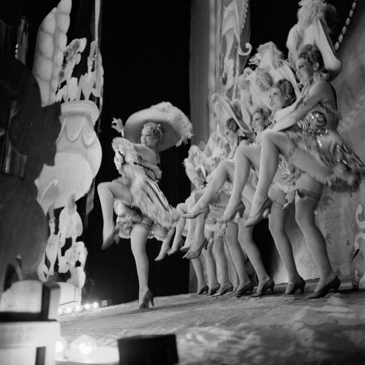 Ночной клуб «Фоли-Бержер» на снимках 1937 года