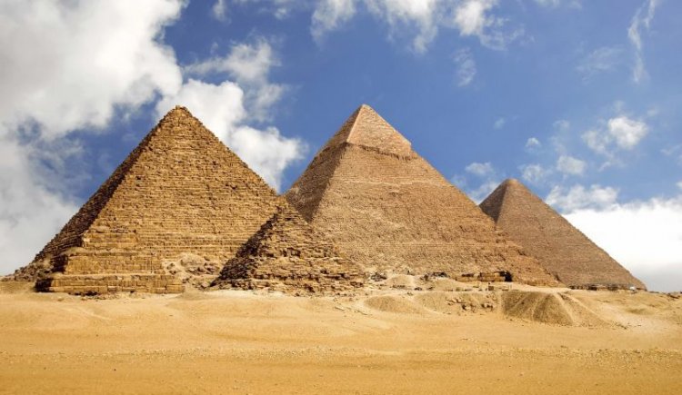 Прикол: как на самом деле строились пирамиды