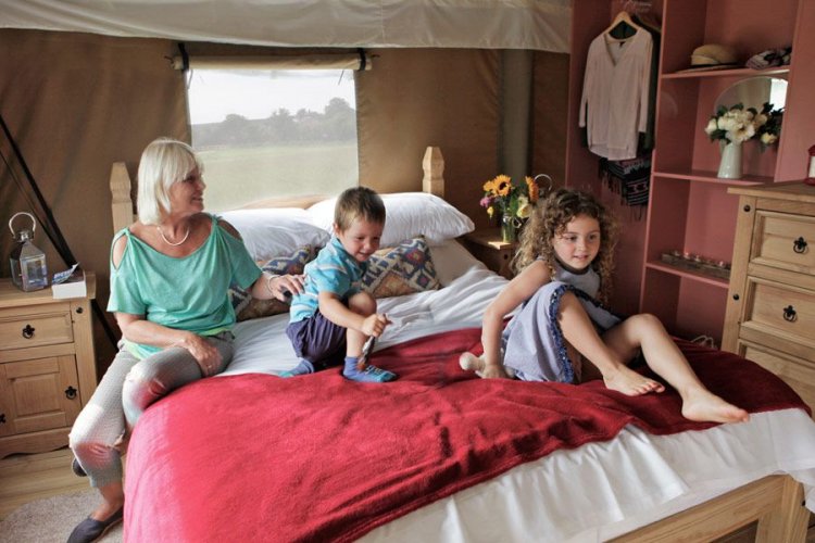 Глэмпинг — комфортная палатка для отдыха